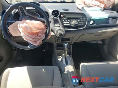Zdjęcie 8 z 13 samochodu: 2010 HONDA INSIGHT VIN:JHMZE2H7XAS002199 - miniatura