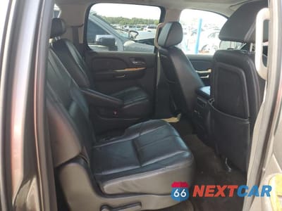 Zdjęcie 11 z 13 samochodu: 2008 CHEVROLET SUBURBAN K1500 LS VIN:3GNFK16328G136074 - miniatura