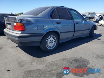 Trzecie zdjęcie samochodu z tyłu: 1995 BMW 325 I AUTOMATIC VIN:WBACB4320SFM24187 - miniatura