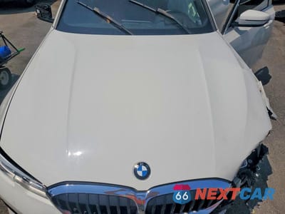 Zdjęcie 11 z 12 samochodu: 2019 BMW 330XI VIN:WBA5R7C51KAJ86699 - miniatura