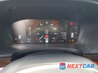 Zdjęcie 9 z 12 samochodu: 2018 VOLVO S90 T5 MOMENTUM VIN:LVY982AK5JP007362 - miniatura
