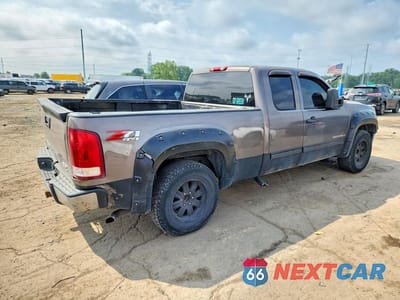 Trzecie zdjęcie samochodu z tyłu: 2008 GMC SIERRA K1500 VIN:2GTEK19C381309304 - miniatura