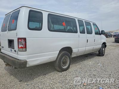 Trzecie zdjęcie samochodu z tyłu: 2000 FORD ECONOLINE E350 SUPER DUTY WAGON VIN:1FBSS31M0YHB72472 - miniatura