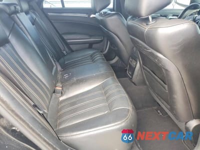 Zdjęcie 10 z 12 samochodu: 2019 CHRYSLER 300 S VIN:2C3CCAGG0KH586134 - miniatura