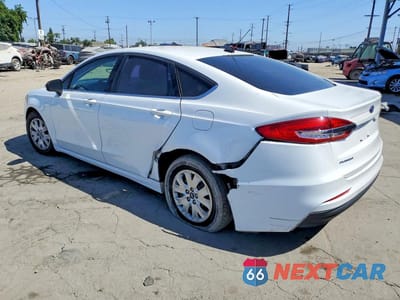 Drugie zdjęcie samochodu z przodu: 2019 FORD FUSION S VIN:3FA6P0G75KR108521 - miniatura