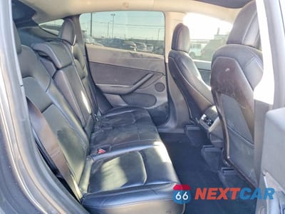 Zdjęcie 10 z 12 samochodu: 2021 TESLA MODEL Y VIN:5YJYGDEE7MF213870 - miniatura