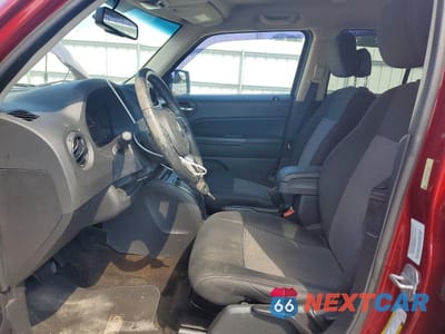 Zdjęcie 7 z 13 samochodu: 2014 JEEP PATRIOT LATITUDE VIN:1C4NJPFB3ED510265 - miniatura