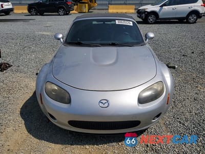 Piąte zdjęcie samochodu w środku: 2006 MAZDA MX-5 MIATA VIN:JM1NC25F560121346 - miniatura