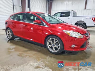 Czwarte zdjęcie samochodu z boku: 2012 FORD FOCUS TITANIUM VIN:1FAHP3N24CL453265 - miniatura