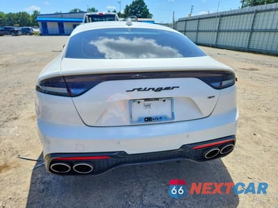 Zdjęcie 6 z 12 samochodu: 2023 KIA STINGER GT2 VIN:KNAE55LC7P6134339 - miniatura