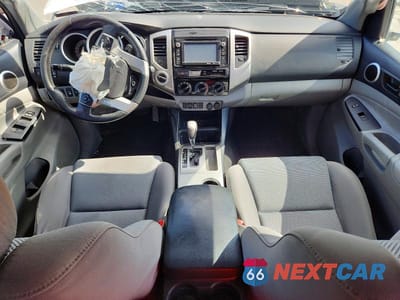 Zdjęcie 8 z 12 samochodu: 2014 TOYOTA TACOMA DOUBLE CAB VIN:3TMLU4EN6EM136568 - miniatura