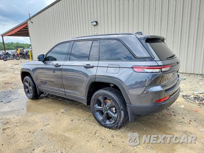 Drugie zdjęcie samochodu z przodu: 2025 JEEP GRAND CHEROKEE LAREDO VIN:1C4RJHAG5SC355116 - miniatura