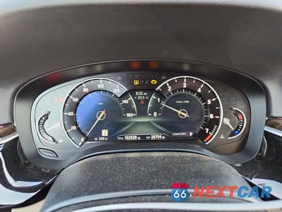 Zdjęcie 9 z 12 samochodu: 2019 BMW 530 XI VIN:WBAJA7C50KWW19891 - miniatura