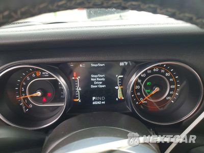 Zdjęcie 9 z 12 samochodu: 2021 JEEP WRANGLER UNLIMITED SAHARA VIN:1C4HJXEG3MW608435 - miniatura
