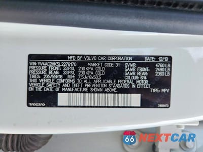 Zdjęcie 13 z 13 samochodu: 2020 VOLVO XC40 T4 MOMENTUM VIN:YV4AC2HK5L2278170 - miniatura