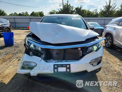 Piąte zdjęcie samochodu w środku: 2018 HONDA PILOT TOURING VIN:5FNYF6H93JB065628 - miniatura