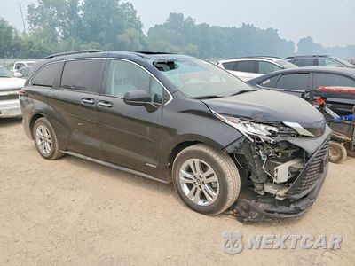 Czwarte zdjęcie samochodu z boku: 2021 TOYOTA SIENNA XSE VIN:5TDDSKFC1MS032418 - miniatura