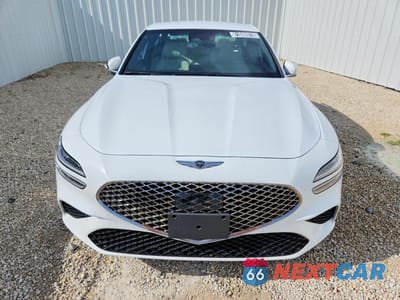 Piąte zdjęcie samochodu w środku: 2025 GENESIS G70 2.5T STANDARD VIN:KMTG34SC3SU153893 - miniatura