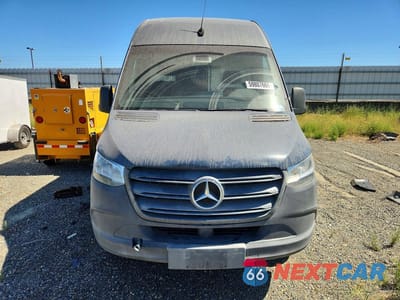 Piąte zdjęcie samochodu w środku: 2019 MERCEDES-BENZ SPRINTER 2500/3500 DELIVERY VAN VIN:WD4PF0CD9KP034482 - miniatura