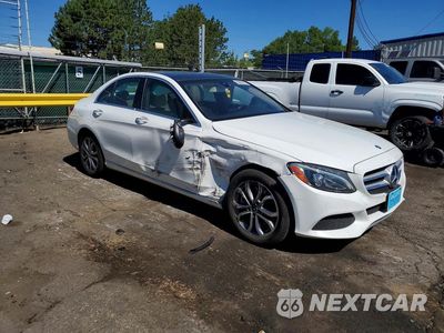 Czwarte zdjęcie samochodu z boku: 2016 MERCEDES-BENZ C 300 VIN:55SWF4JB8GU164686 - miniatura