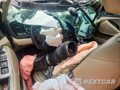 Zdjęcie 8 z 12 samochodu: 2012 KIA OPTIMA EX VIN:5XXGN4A75CG017270 - miniatura