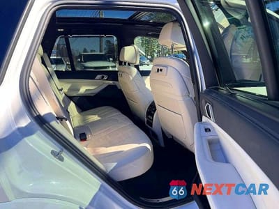 Zdjęcie 6 z 10 samochodu: 2021 BMW X5 XDRIVE45E VIN:5UXTA6C08M9D84086 - miniatura