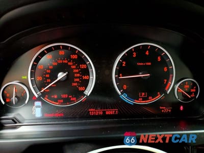 Zdjęcie 9 z 13 samochodu: 2017 BMW X5 XDRIVE35I VIN:5UXKR0C52H0U55254 - miniatura