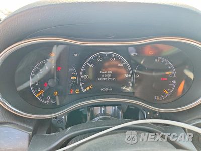 Zdjęcie 9 z 12 samochodu: 2017 JEEP GRAND CHEROKEE LAREDO VIN:1C4RJFAG8HC963547 - miniatura