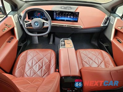 Zdjęcie 8 z 13 samochodu: 2023 BMW IX M60 VIN:WB533CF07PCL97823 - miniatura