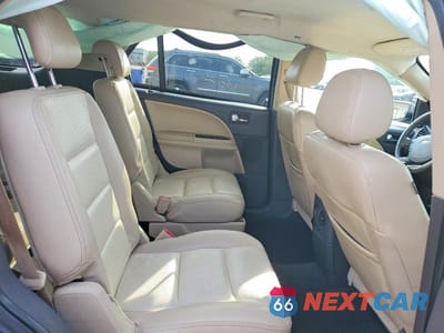 Zdjęcie 11 z 13 samochodu: 2008 FORD TAURUS X EDDIE BAUER VIN:1FMDK08W38GA16728 - miniatura