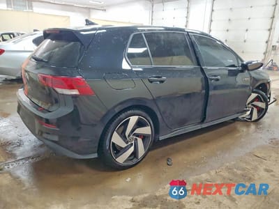 Trzecie zdjęcie samochodu z tyłu: 2025 VOLKSWAGEN GTI S VIN:WVWLA7CDXSW247415 - miniatura
