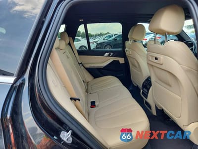 Zdjęcie 11 z 13 samochodu: 2019 BMW X5 XDRIVE40I VIN:5UXCR6C57KLL13687 - miniatura