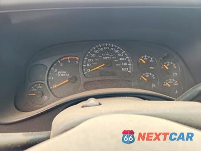 Zdjęcie 9 z 13 samochodu: 2004 CHEVROLET SILVERADO K2500 HEAVY DUTY VIN:1GCHK29284E394305 - miniatura