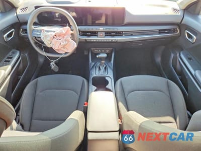 Zdjęcie 8 z 13 samochodu: 2026 KIA K4 LXS VIN:3KPFT4DE5TE260114 - miniatura