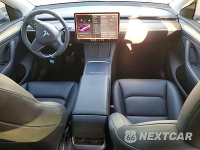 Zdjęcie 8 z 12 samochodu: 2023 TESLA MODEL Y VIN:7SAYGDEE9PA066195 - miniatura