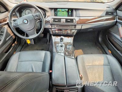 Zdjęcie 8 z 12 samochodu: 2014 BMW 535 D VIN:WBAXA5C54ED689389 - miniatura