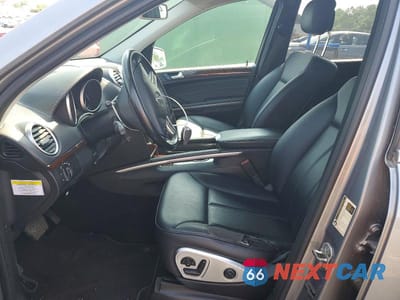 Zdjęcie 7 z 13 samochodu: 2012 MERCEDES-BENZ GL 350 BLUETEC VIN:4JGBF2FE7CA800830 - miniatura