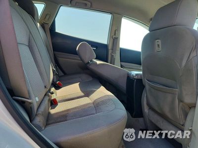Zdjęcie 10 z 12 samochodu: 2013 NISSAN ROGUE S VIN:JN8AS5MT7DW035013 - miniatura