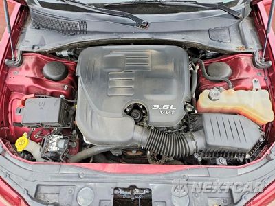 Zdjęcie 11 z 12 samochodu: 2023 CHRYSLER 300 S VIN:2C3CCABG9PH562140 - miniatura