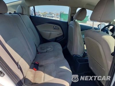 Zdjęcie 10 z 12 samochodu: 2016 KIA RIO LX VIN:KNADM4A31G6608989 - miniatura
