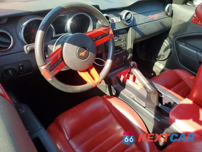 Zdjęcie 8 z 12 samochodu: 2006 FORD MUSTANG GT VIN:1ZVHT82H865262000 - miniatura
