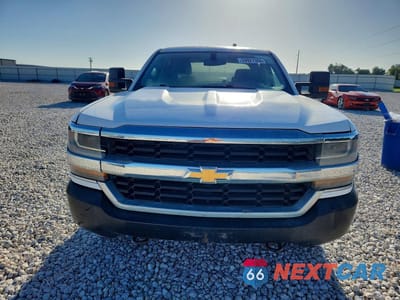 Piąte zdjęcie samochodu w środku: 2018 CHEVROLET SILVERADO K1500 VIN:3GCUKNEC5JG155054 - miniatura