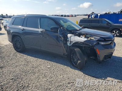 Czwarte zdjęcie samochodu z boku: 2025 JEEP GRAND CHEROKEE L SUMMIT VIN:1C4RJKEG7S8681848 - miniatura
