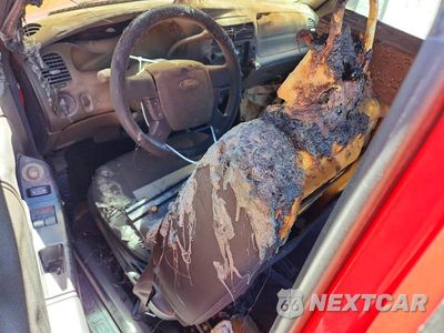 Zdjęcie 8 z 12 samochodu: 2011 FORD RANGER SUPER CAB VIN:1FTLR4FE6BPA40543 - miniatura