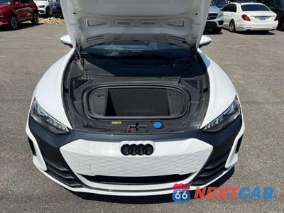 Zdjęcie 8 z 10 samochodu: 2022 AUDI E-TRON GT PREMIUM PLUS VIN:WAUFJBFW2N7006120 - miniatura