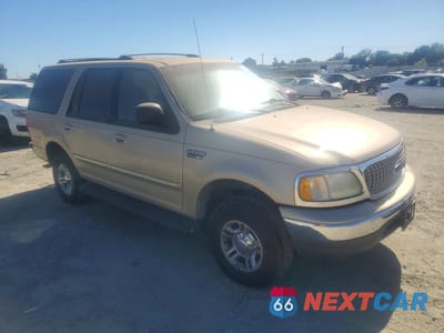 Czwarte zdjęcie samochodu z boku: 1999 FORD EXPEDITION VIN:1FMPU18L0XLB16813 - miniatura
