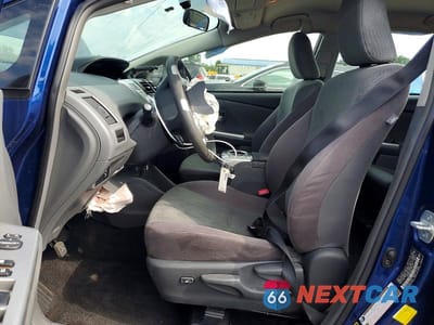 Zdjęcie 7 z 12 samochodu: 2014 TOYOTA PRIUS V THREE VIN:JTDZN3EU3E3318674 - miniatura