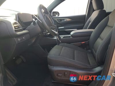 Zdjęcie 7 z 13 samochodu: 2025 CHEVROLET TRAVERSE LT VIN:1GNERGRSXSJ155328 - miniatura