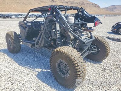 Trzecie zdjęcie samochodu z tyłu: 2020 CAN-AM MAVERICK X3 UTILITY VEHICLE VIN:3JBVXAV4XLK001742 - miniatura