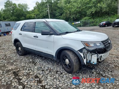 Czwarte zdjęcie samochodu z boku: 2019 FORD EXPLORER POLICE INTERCEPTOR VIN:1FM5K8AR6KGB22931 - miniatura
